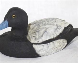 119 - Painted & carved wood duck - 6 x 3 McDowell's 1978
