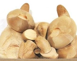 219 - Tray assorted carved wood duck supplies
