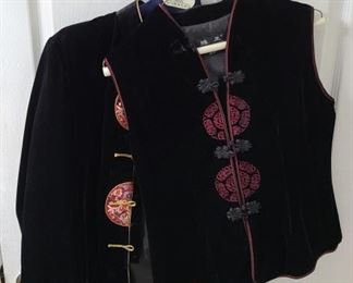 Ya Zheng Vest & Yin Si Jacket