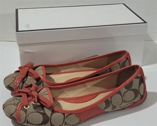 Coach Josie Flats Size 7.5 Womens