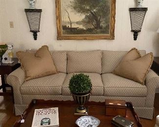 Painting sold
Box sold 