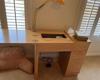 Sewing machine table