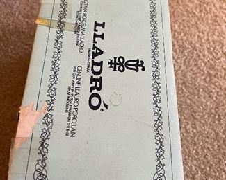 Lladros have boxes