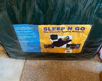 Sleep n Go fold out mattress 