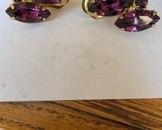 Vintage clip earrings