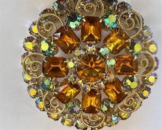 Vintage broach