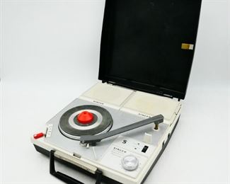 Vintage Singer Stereo Phonograph Model HE-2210

