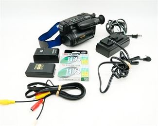Sony video Hi8 Handycam CCD-TR81 Video Camera Recorder
