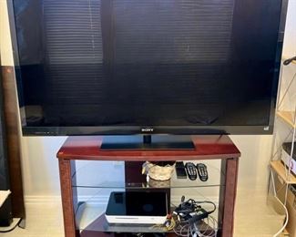 (1) SONY KDL-55HX729 TV Monitor - 55" 1080p 3D LED-LCD HDTV w/ Wi-Fi | (1) Dark Cherry Wood TV Stand 