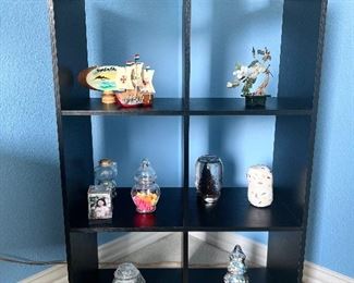 (1) 6-Cube  Bookcase - Black 