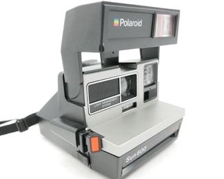 Vintage Polaroid Sun 600 LMS Instant Camera
