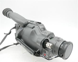 Sony Video 8 Handycam CCD-F402 Video Camera Recorder
