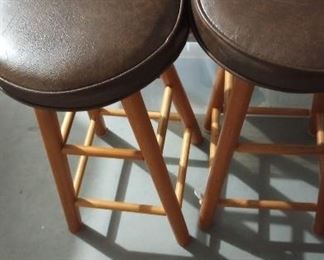 5 stools 