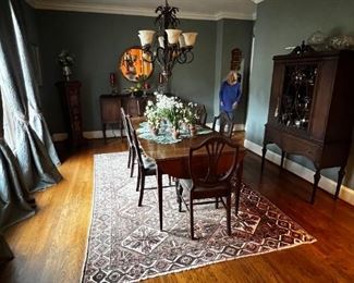 DINING ROOM SUITE SOLD, RUG STILL AVAILABLE