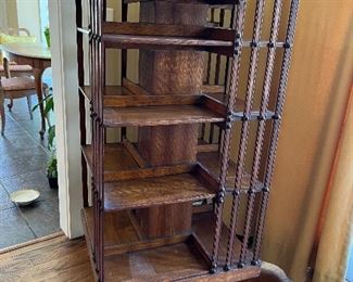 AVAILABLE REDUCED TO $800