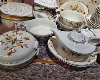 Very Nice!
Superior Hall Autumn Leaf pattern