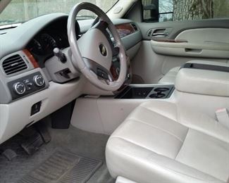 A look at the Silverado's dash and front leather seats.