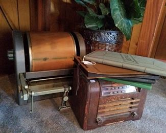 Mimeograph machine and vintage radio