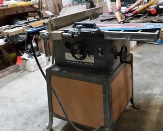 Rockwell/Delta 10" contractor table saw with 1 1/2hp motor