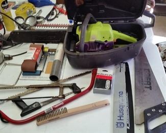 Poulan chainsaw