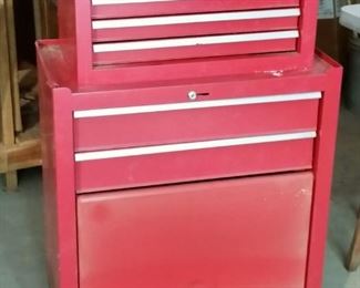 Popular Mechanics rolling tool chest and top box