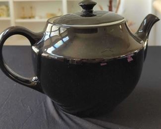 Simple Black Teapot Large