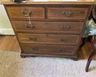 Chest of drawers