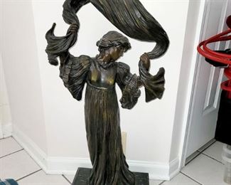 Bronze statue "Scarf Dancer" Agathon Léonard
