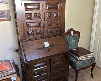 Vintage Drexel Heritage "Et Cetera" Collection dropdown bookcase/ secretary