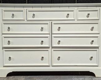 Light Cream 5 Drawer Dresser
