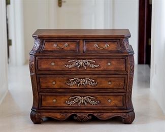 Wood chest of drawers