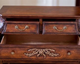 Wood chest of drawers