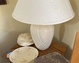 Lamp and vintage china pieces