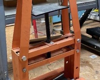 6 Ton Shop Press by Central Hydraulics