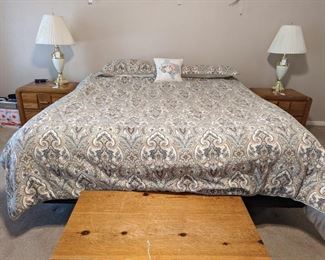 King Bed with Sealy Mattress