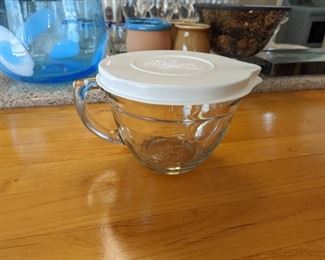 Pampered Chef Mixing Bowl