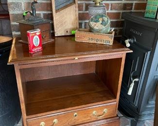 End tables/Night stands made by Harden