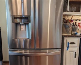 Kenmore Elite Refrigerator Model 795.72043.112; Serial 208KR00963