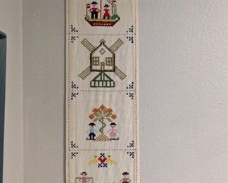 Needlepoint Scroll