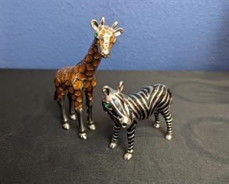 Salt and Pepper Shaker Set