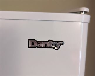 Danby Refrigerator Model D9600WY