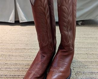 Justin Boots, 7