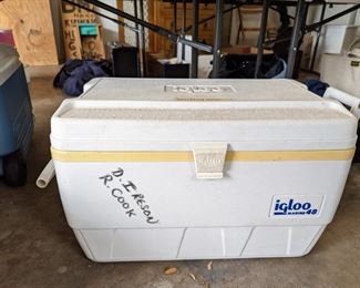 Igloo Ice Cooler