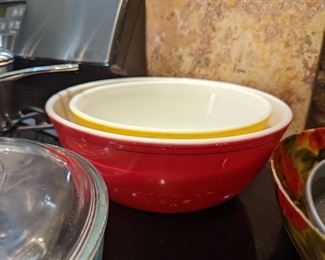 Vintage Pyrex Bowls