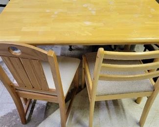 Solid Maple Table with 2 Chairs 