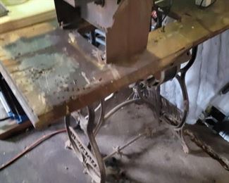Table Saw placed on a Treadle Sewing Machine Stand