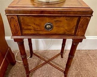 Ethan Allen Side Table w/inlay $495