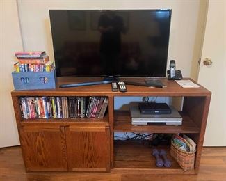 TV & OAK TV CABINET
