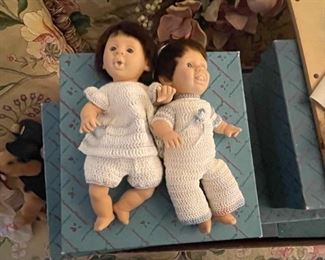 VINTAGE DOLLS