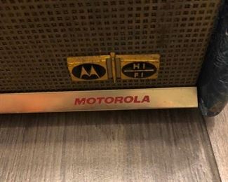 VINTAGE MOTOROLA RECORD PLAYER